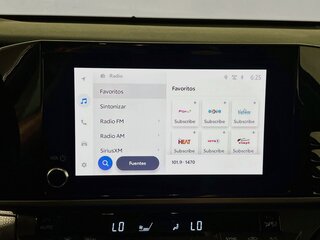 2025 Toyota Camry LE — photo 24
