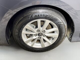 2025 Toyota Camry LE — photo 11