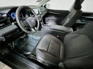 2025 Toyota Camry LE — photo 12