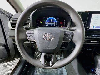 2025 Toyota Camry LE — photo 15