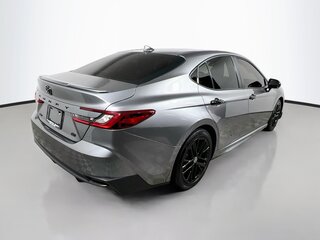 2025 Toyota Camry SE — photo 3
