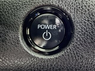2025 Toyota Camry SE — photo 20