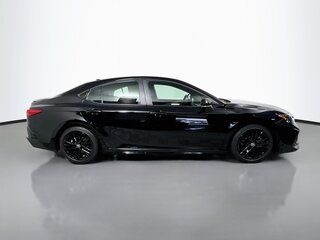 2026 Toyota Camry SE — photo 2