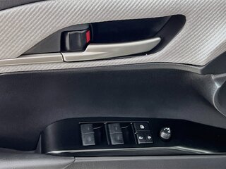 2026 Toyota Camry SE — photo 14