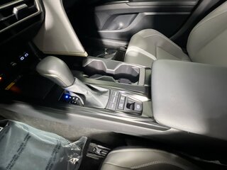 2026 Toyota Camry SE — photo 22