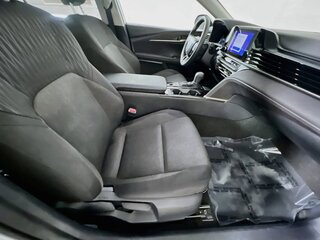 2025 Toyota Camry LE — photo 28