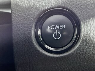2025 Toyota Camry LE — photo 20
