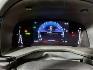 2025 Toyota Camry LE — photo 18