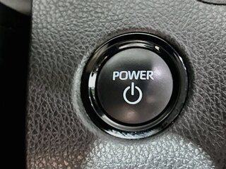 2025 Toyota Camry LE — photo 19