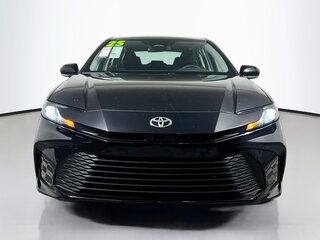 2025 Toyota Camry LE — photo 7