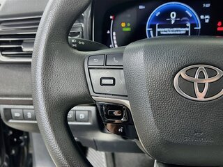 2025 Toyota Camry LE — photo 15