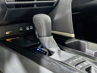 2025 Toyota Camry LE — photo 20