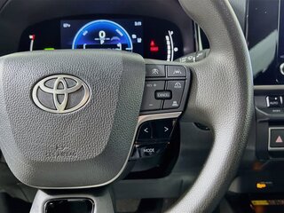 2025 Toyota Camry LE — photo 16