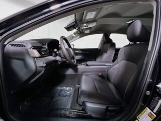 2025 Toyota Camry LE — photo 11