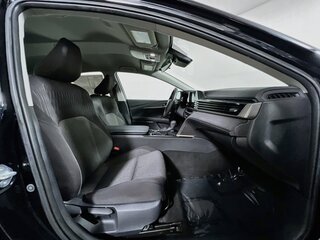 2025 Toyota Camry LE — photo 27