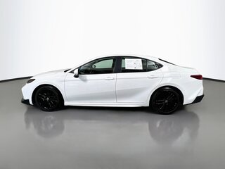 2025 Toyota Camry SE — photo 6