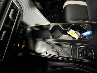 2025 Toyota Camry SE — photo 22