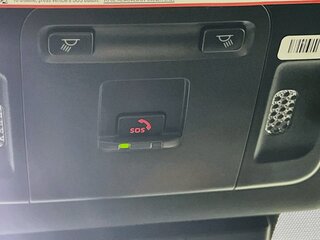 2025 Toyota Camry SE — photo 19