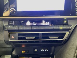 2025 Toyota Camry LE — photo 23