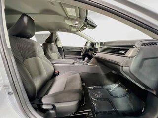 2025 Toyota Camry LE — photo 28
