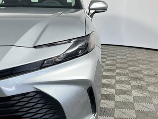 2025 Toyota Camry LE — photo 9