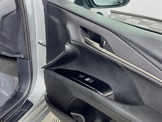 2025 Toyota Camry LE — photo 29