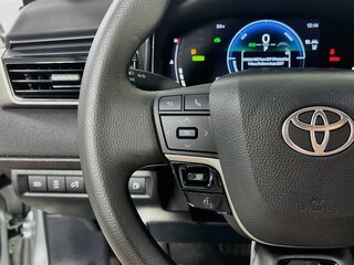 2025 Toyota Camry LE — photo 16