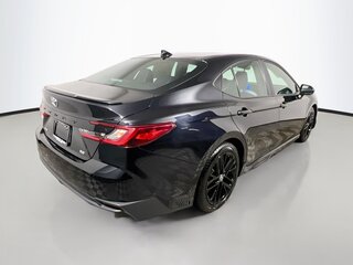 2025 Toyota Camry SE — photo 3