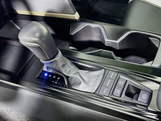 2025 Toyota Camry SE — photo 21