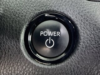 2025 Toyota Camry SE — photo 20