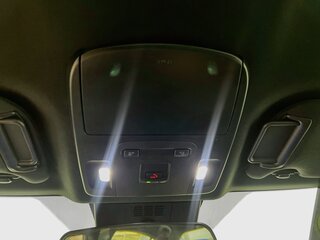 2025 Toyota Camry SE — photo 18