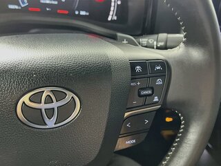 2025 Toyota Camry SE — photo 17