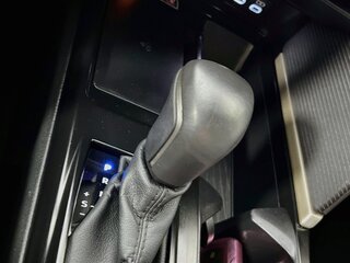2025 Toyota Camry SE — photo 21