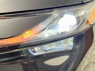 2025 Toyota Camry SE — photo 9