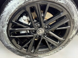 2025 Toyota Camry SE — photo 11