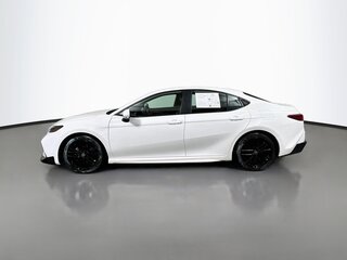 2025 Toyota Camry SE — photo 6
