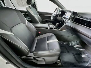 2025 Toyota Camry SE — photo 28