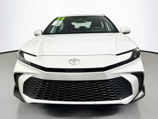2025 Toyota Camry SE — photo 8