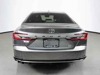 2025 Toyota Camry SE — photo 4