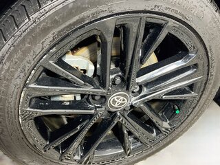 2025 Toyota Camry SE — photo 11