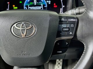 2025 Toyota Camry SE — photo 17