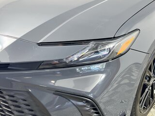 2026 Toyota Camry SE — photo 9