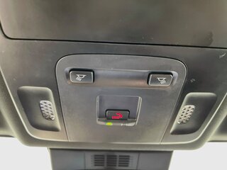 2025 Toyota Camry SE — photo 18