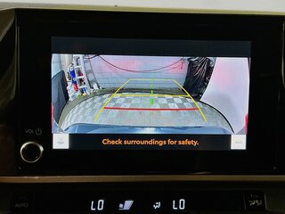 2025 Toyota Camry SE — photo 25