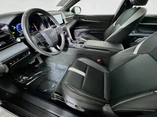 2025 Toyota Camry SE — photo 12