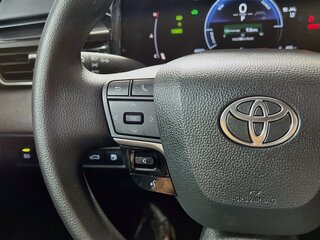 2025 Toyota Camry LE — photo 16