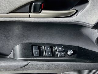 2025 Toyota Camry LE — photo 14