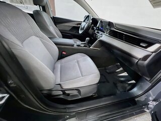2025 Toyota Camry LE — photo 28
