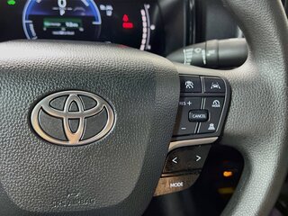 2025 Toyota Camry LE — photo 17