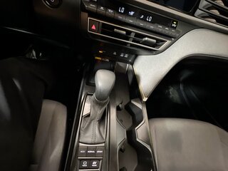 2025 Toyota Camry LE — photo 22